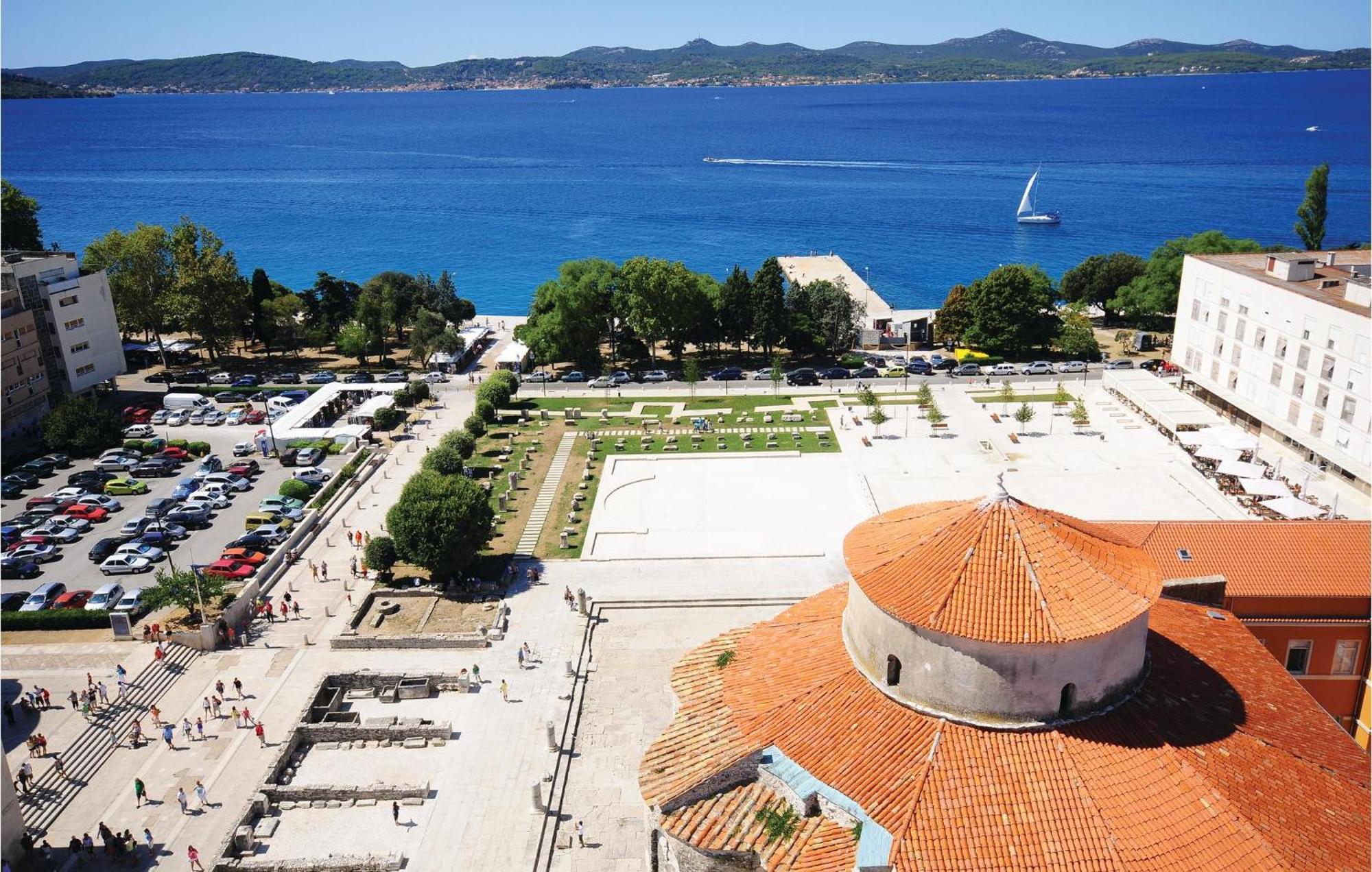 Gorgeous Home In Zadar With Wifi Exterior photo